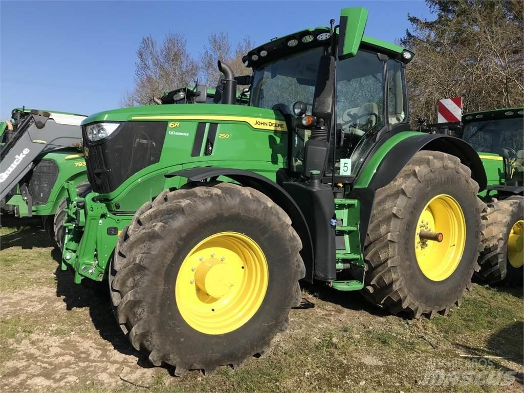 John Deere 6R 250 Τρακτέρ