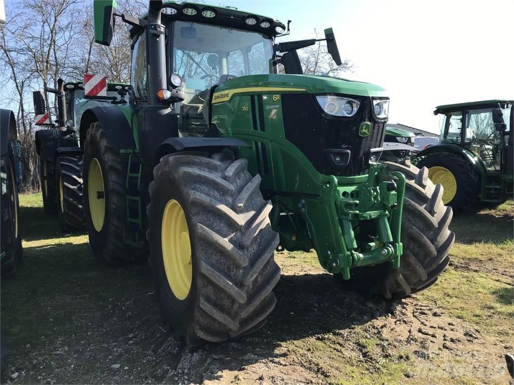 John Deere 6R 250 Τρακτέρ