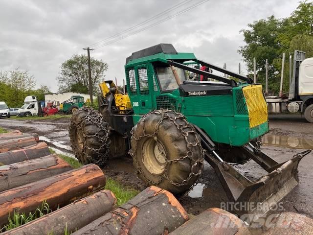 Timberjack 240C Μετατοπιστές