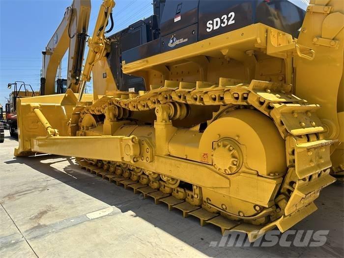 Shantui SD 32 Μπουλντόζες με ερπύστριες