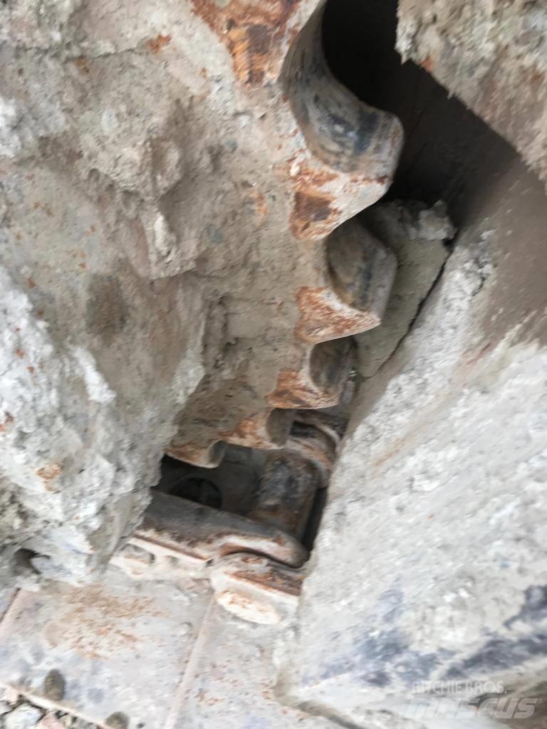 CAT 365 C L ME Εκσκαφείς με ερπύστριες