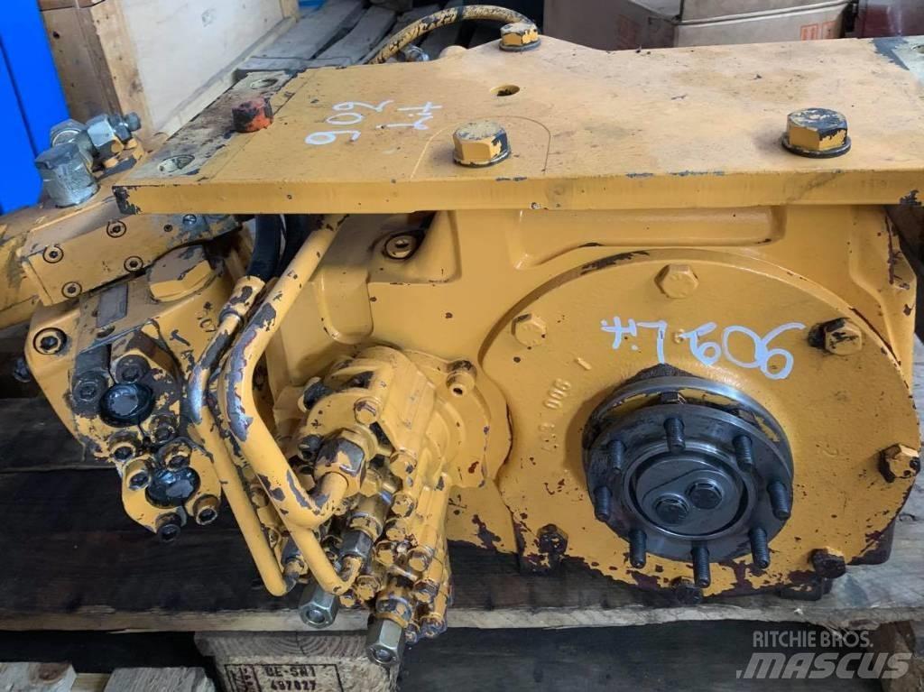 Liebherr 902 Μετάδοση κίνησης