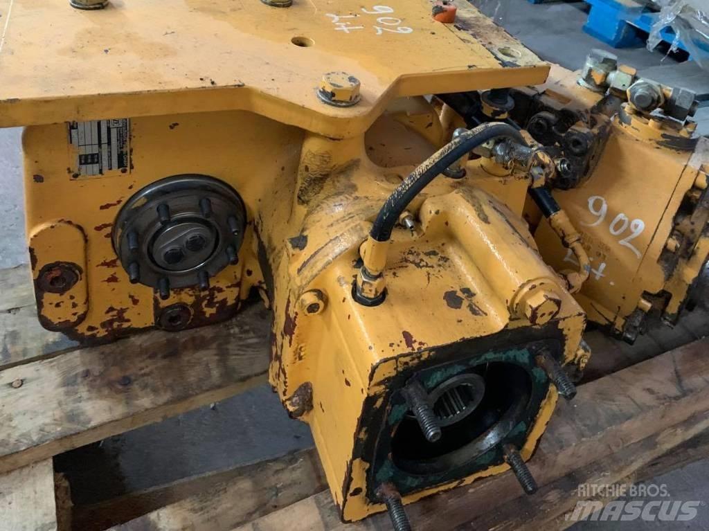 Liebherr 902 Μετάδοση κίνησης