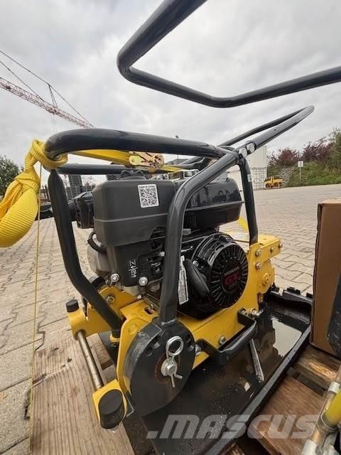 Bomag BVP18/45 Επίπεδοι κόπανοι