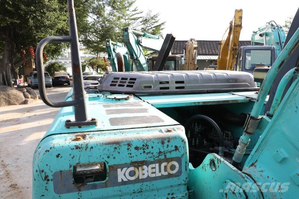 Kobelco SK 210-8 Εκσκαφείς με ερπύστριες