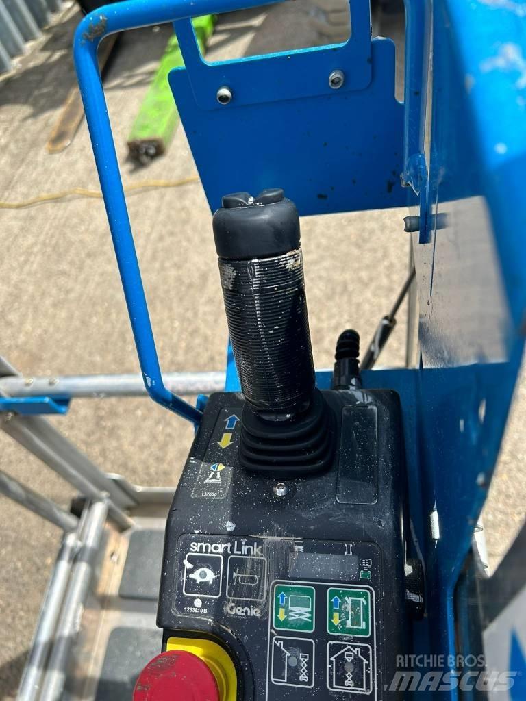 Genie GR20 Ανυψωτήρες με κατακόρυφους πυλώνες