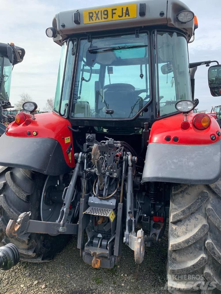 Massey Ferguson 5712 Τρακτέρ