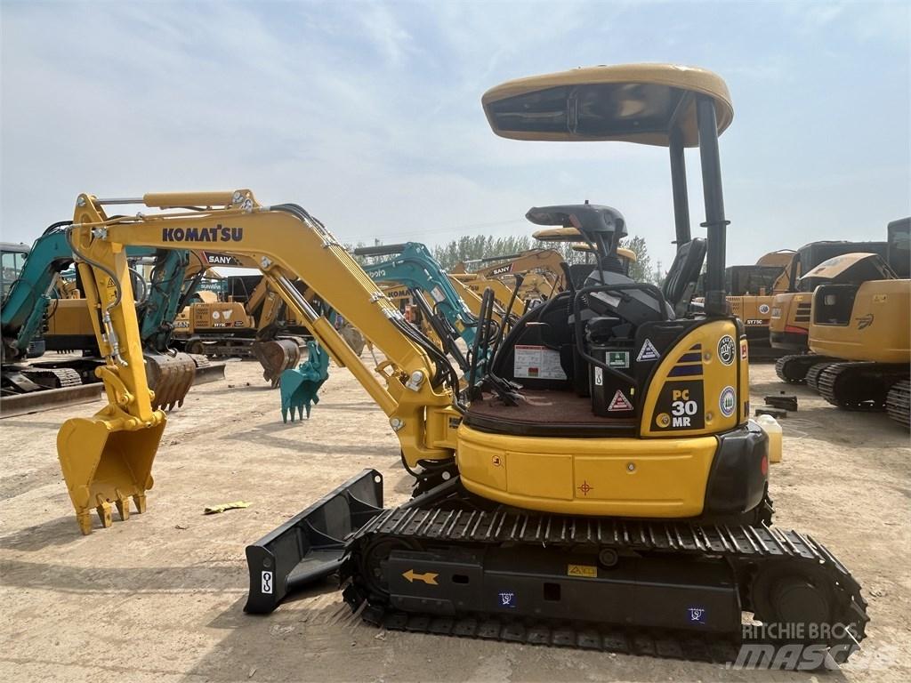 Komatsu PC30 Εκσκαφάκι (διαβολάκι) < 7t