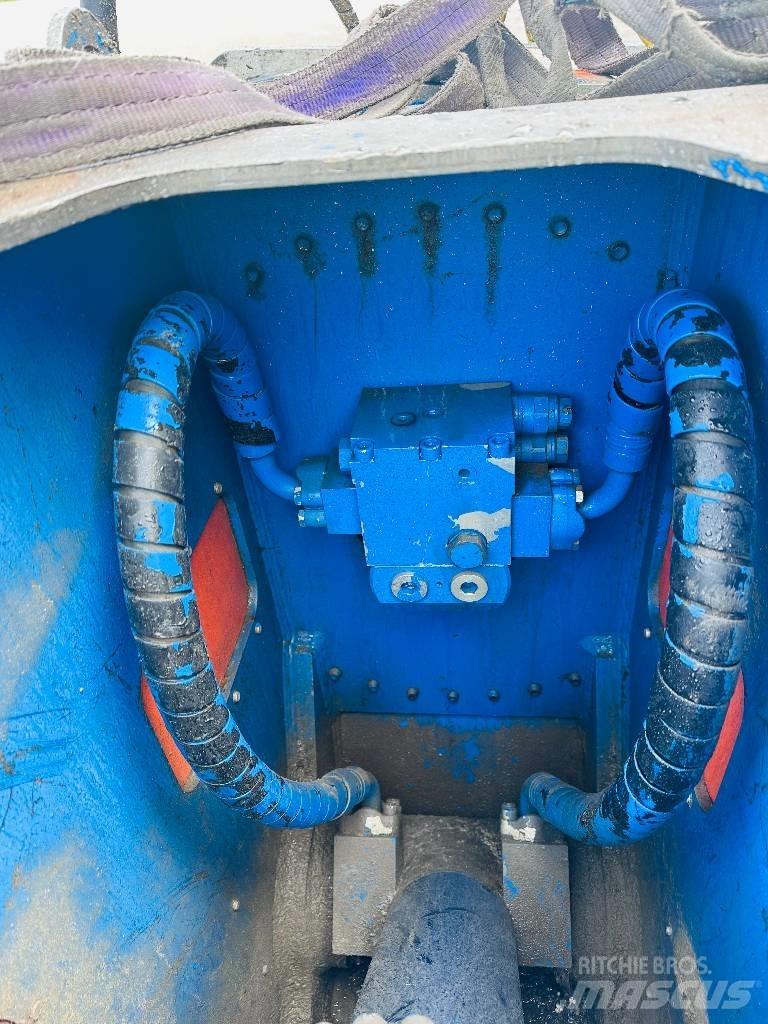 Trevibenne FR28 Θραυστήρες κατασκευών