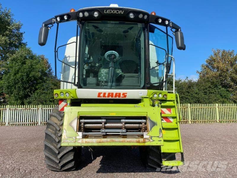 CLAAS LEXION 750 Θεριζοαλωνιστικές μηχανές