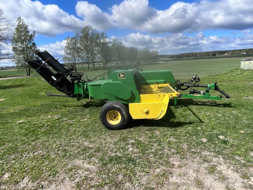 John Deere 359 Πρέσες τετράγωνων δεμάτων