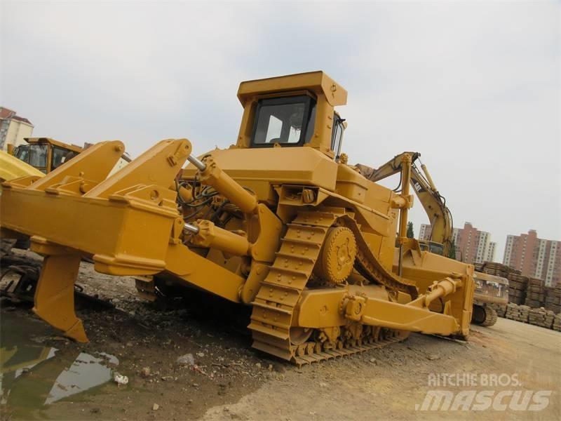 CAT D 10 Μπουλντόζες με ερπύστριες