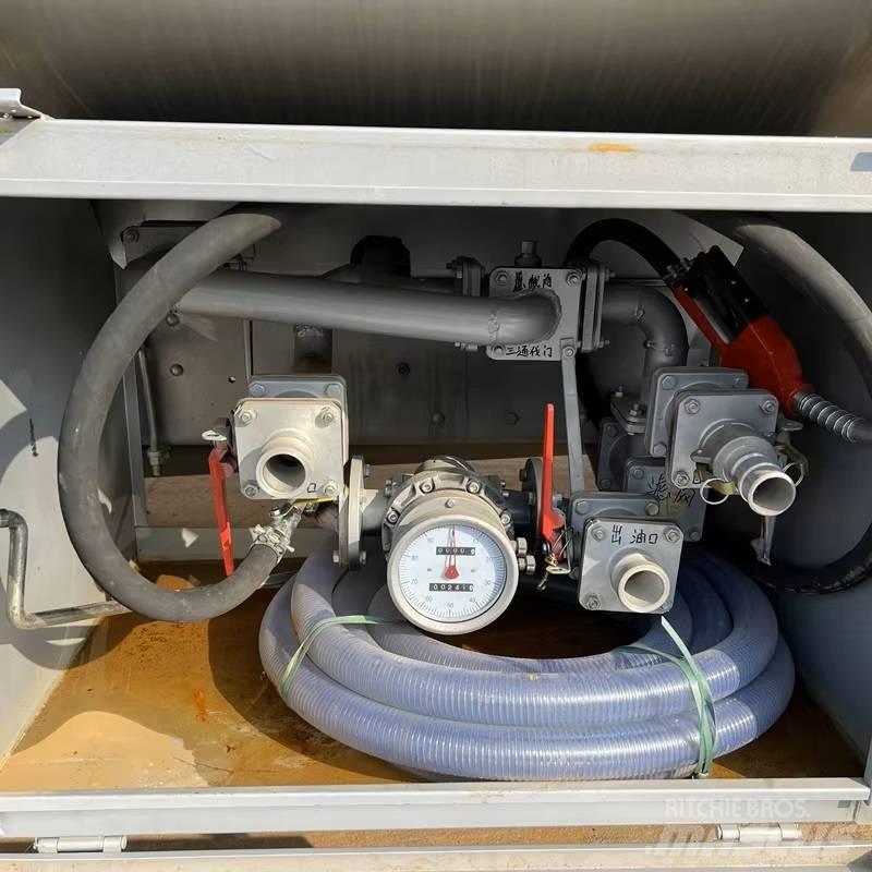 Shacman F 3000 Βυτιοφόρα φορτηγά