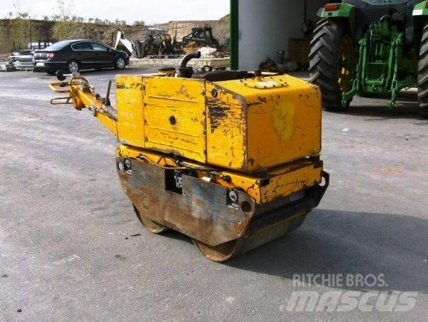 JCB VDM62 Ρυμουλκούμενοι οδοστρωτήρες με δόνηση