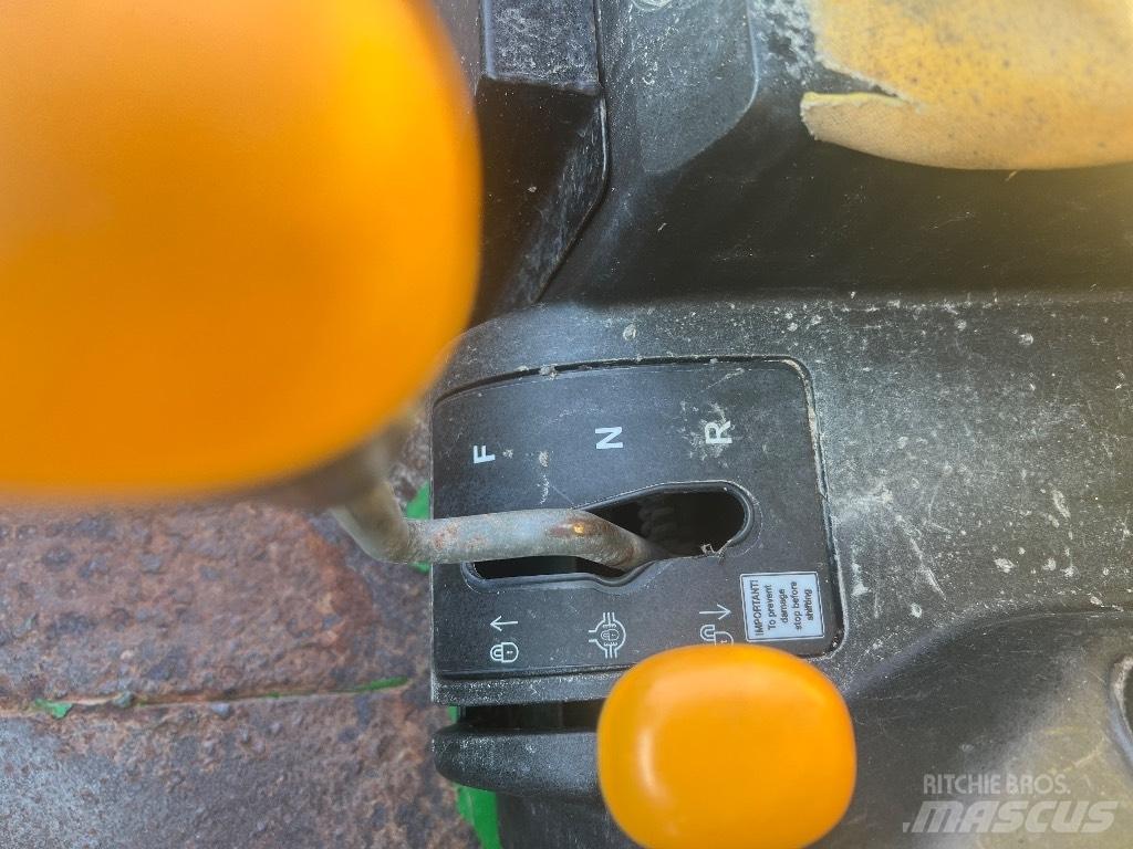 John Deere Gator TS Χρηστικές μηχανές