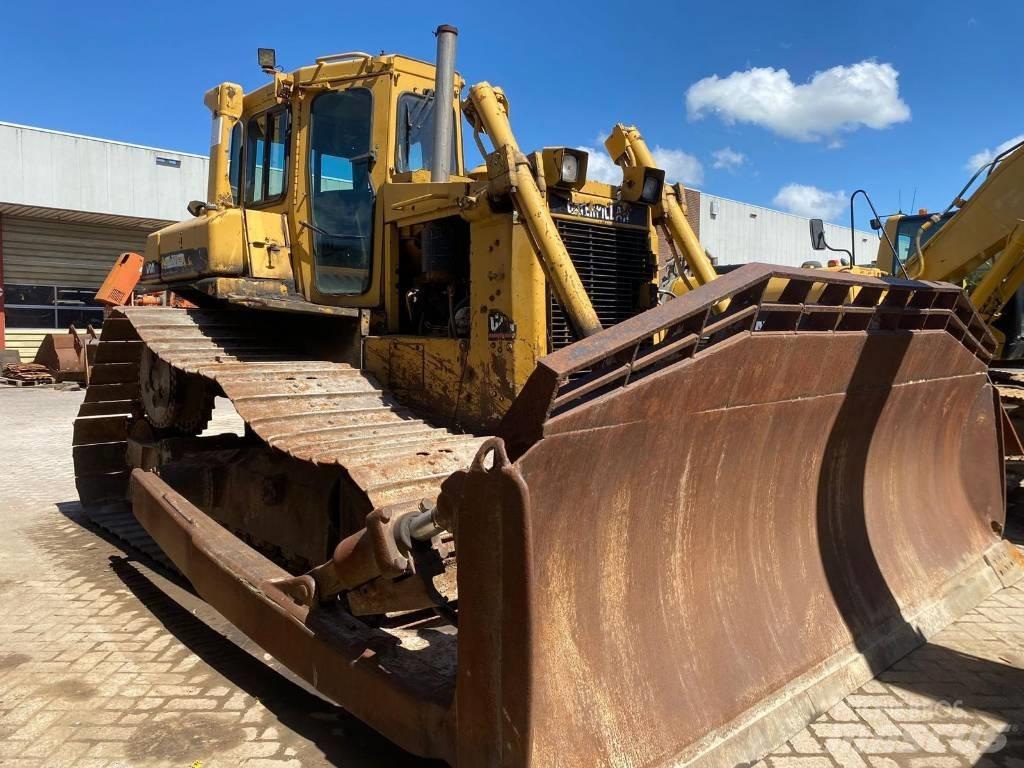 CAT D 6 H Μπουλντόζες με ερπύστριες