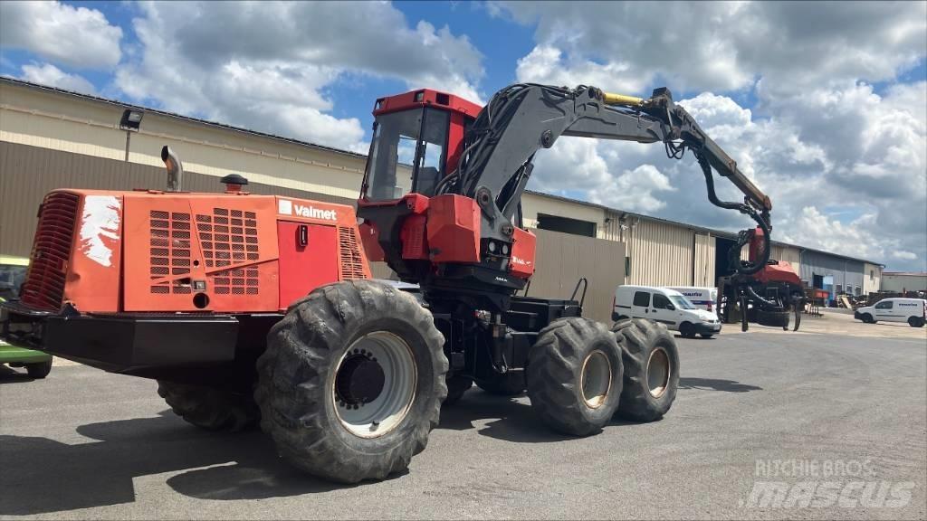 Valmet 941 Θεριζοαλωνιστικές μηχανές