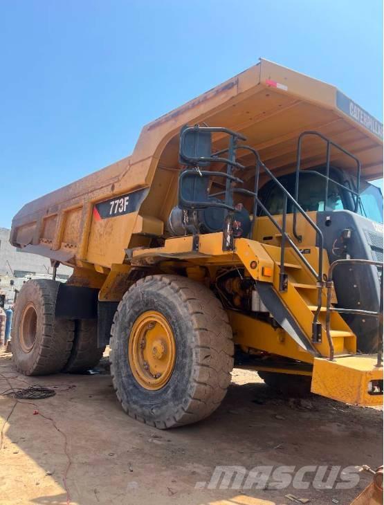 CAT 773 E Άκαμπτα Dumper με ανατρεπόμενο κάδο