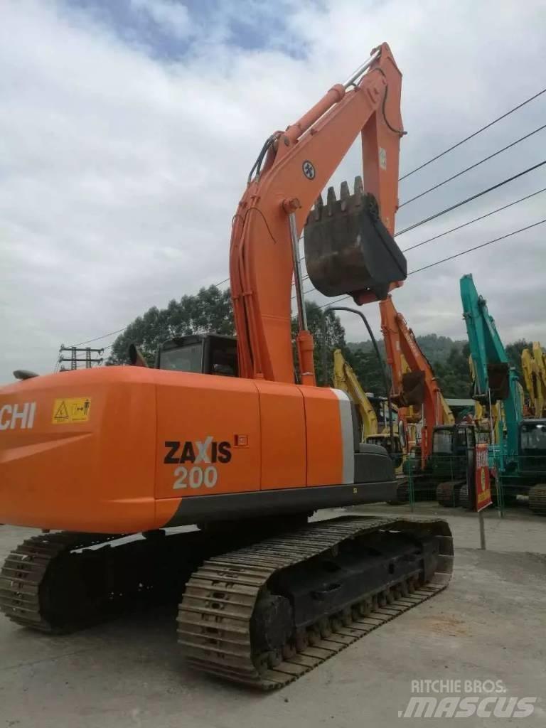 Hitachi zx200 Εκσκαφείς με ερπύστριες