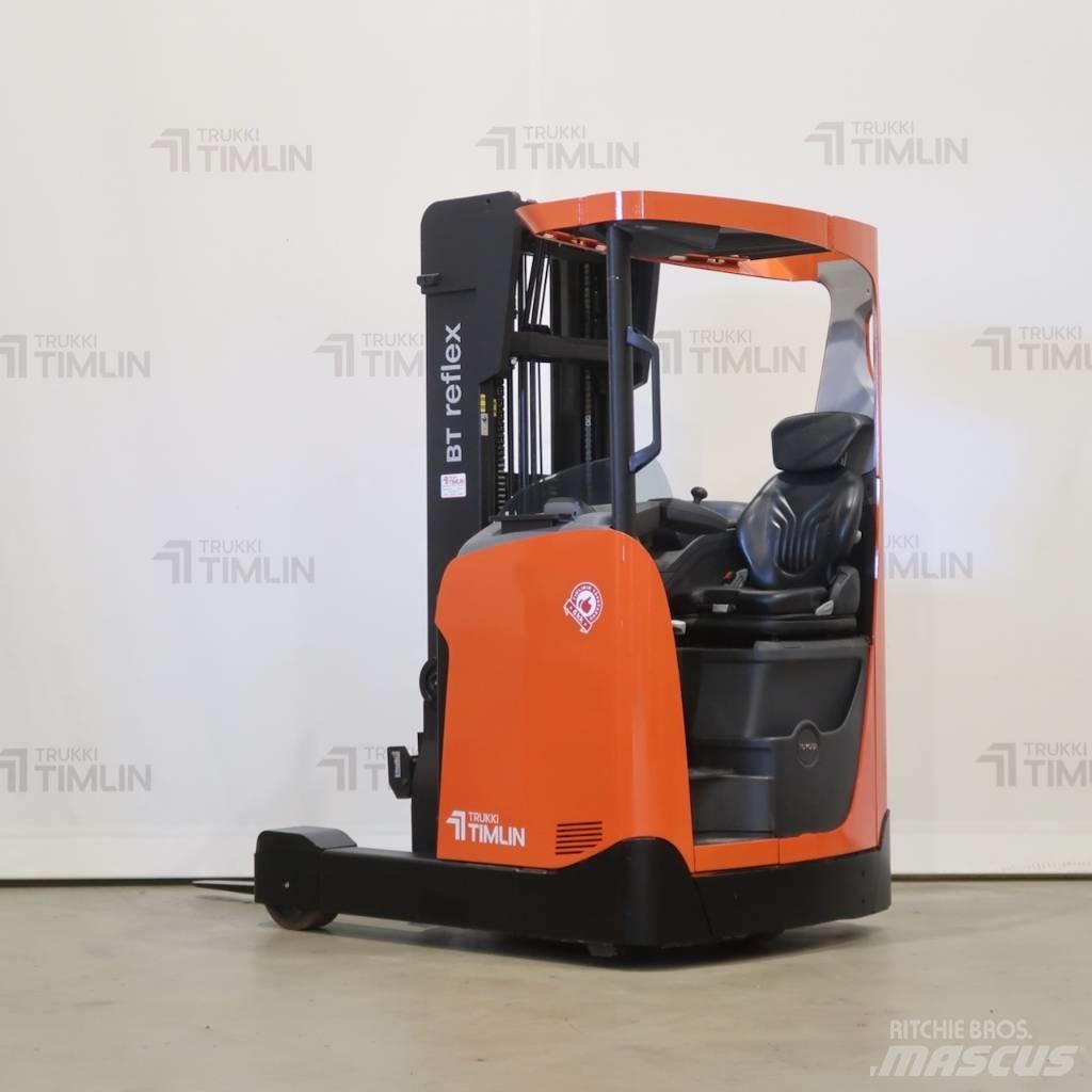 Toyota RRE140H Ανυψωτικά στενών δρόμων
