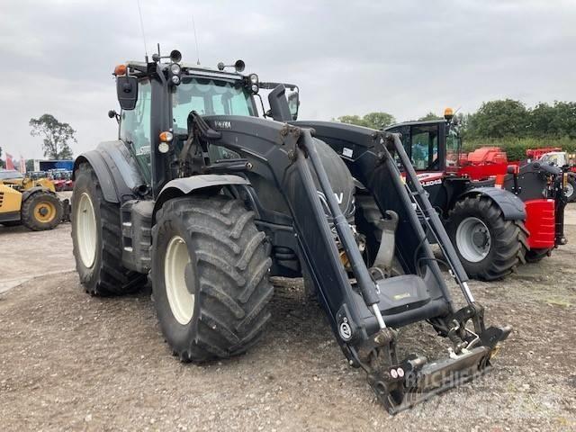 Valtra T214 Versu Τρακτέρ