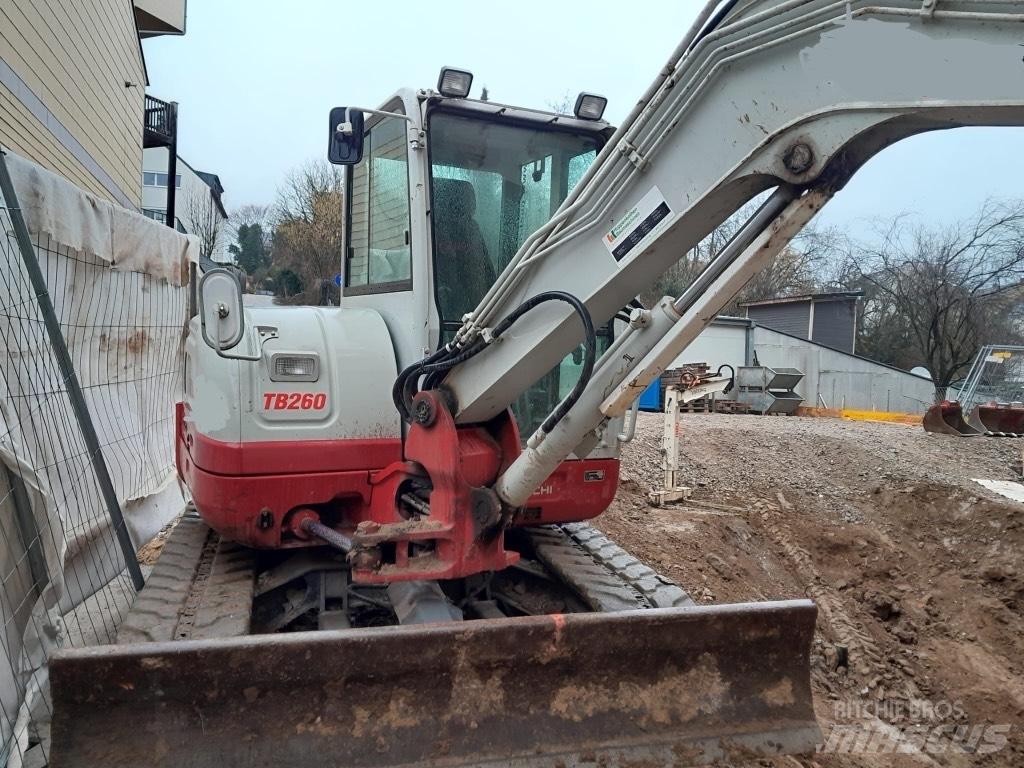 Takeuchi TB 260 Εκσκαφάκι (διαβολάκι) < 7t