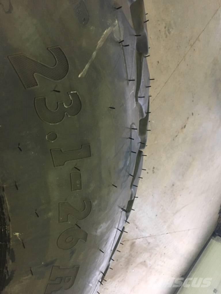 SWT 23.1 - 26 Ελαστικά και ζάντες