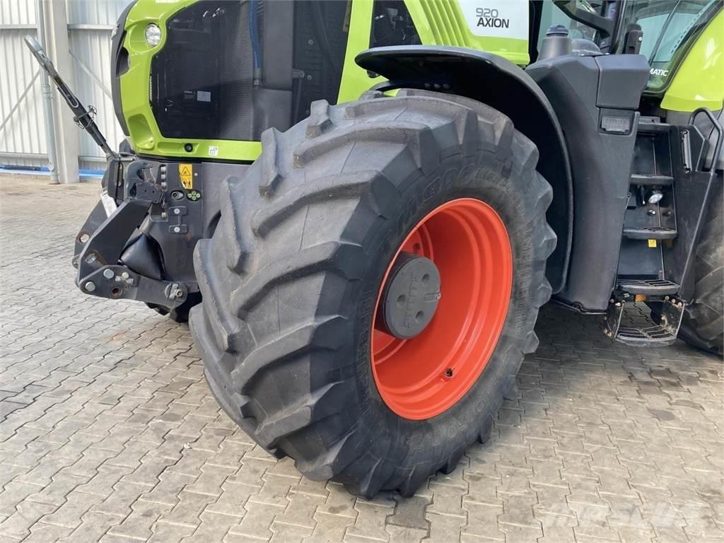 CLAAS Axion 920 Τρακτέρ