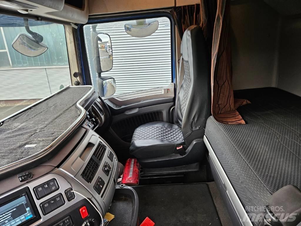 DAF XF 530 Unfall Τράκτορες