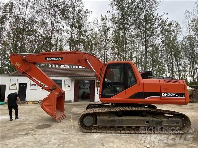 Doosan DH225LC-7 Εκσκαφείς με ερπύστριες