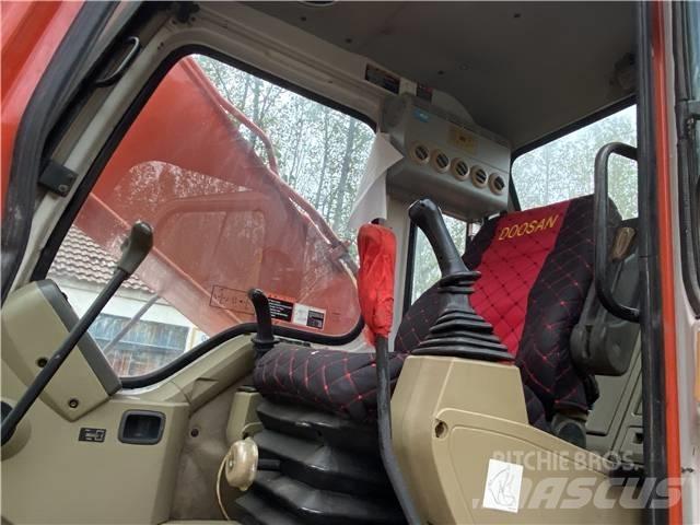 Doosan DH225LC-7 Εκσκαφείς με ερπύστριες