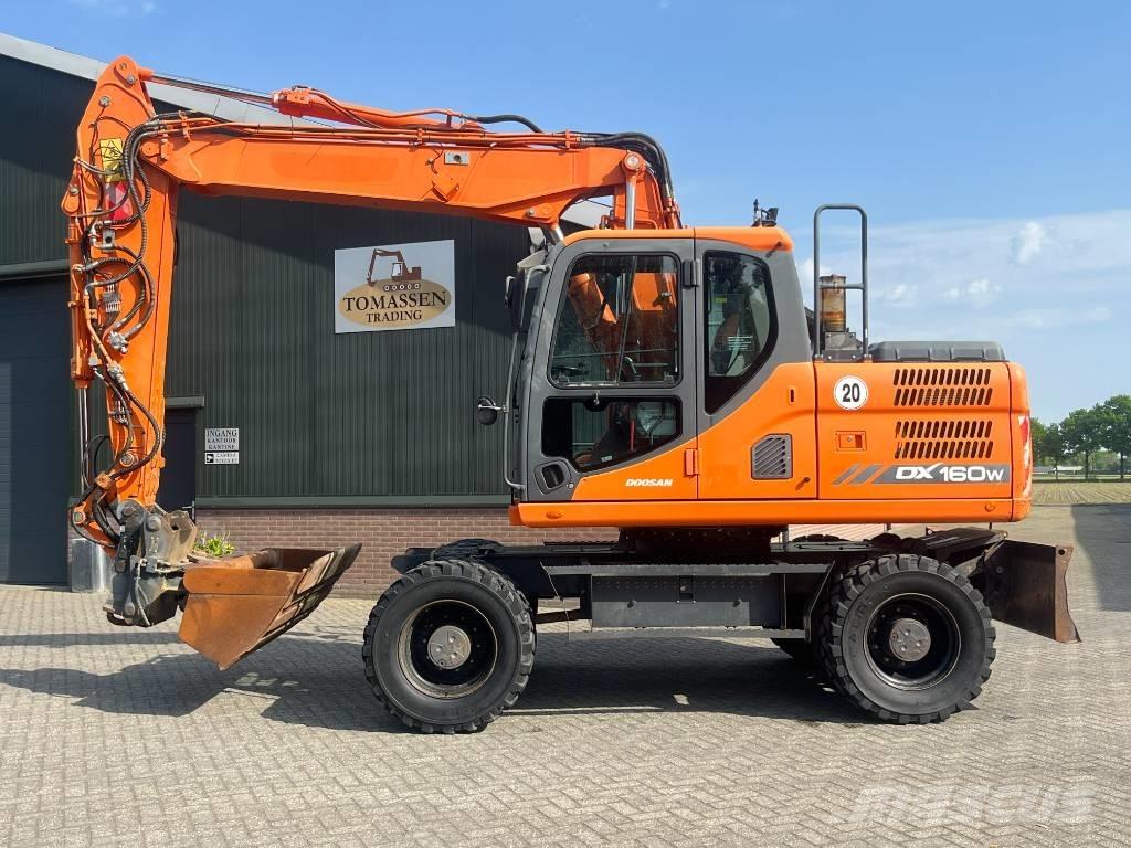 Doosan DX 160 W-3 Εκσκαφείς με τροχούς - λάστιχα