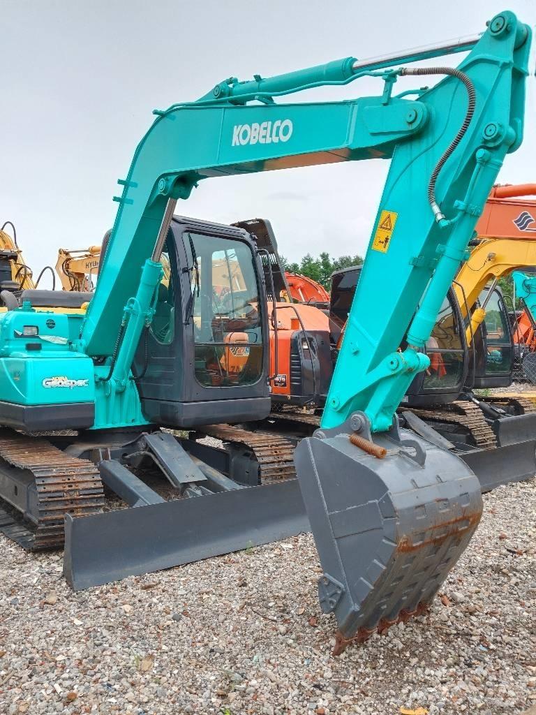 Kobelco SK 75 Εκσκαφείς με ερπύστριες