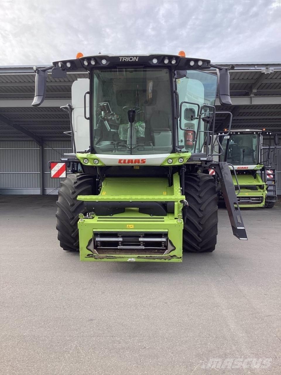 CLAAS Trion 520 Θεριζοαλωνιστικές μηχανές