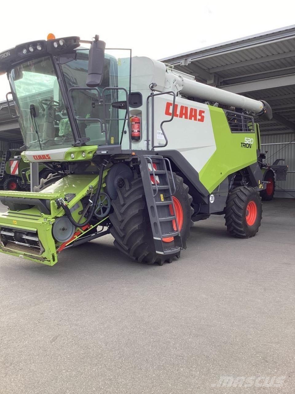 CLAAS Trion 520 Θεριζοαλωνιστικές μηχανές
