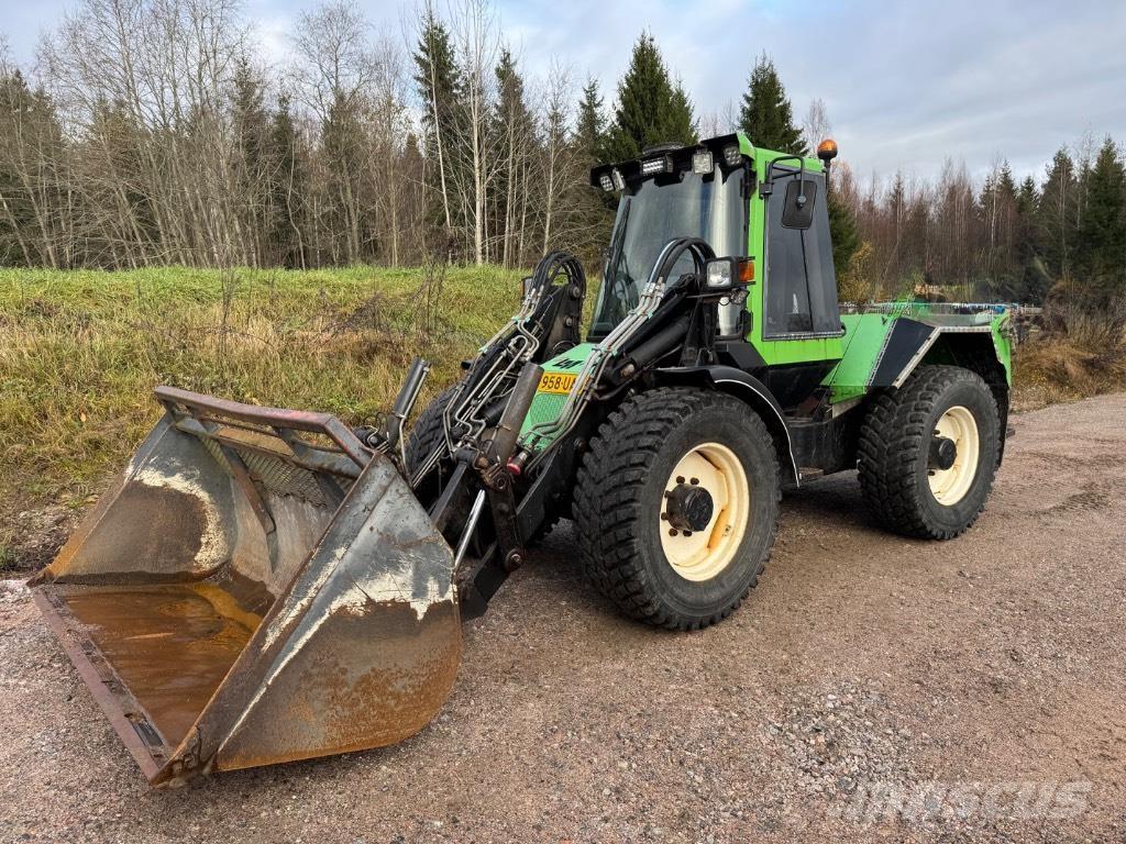 LM Trac 680 Χρηστικές μηχανές