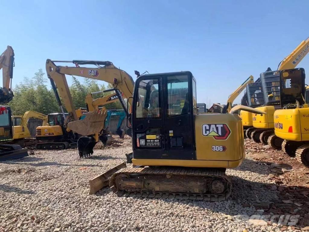 CAT 306 Εκσκαφείς με ερπύστριες