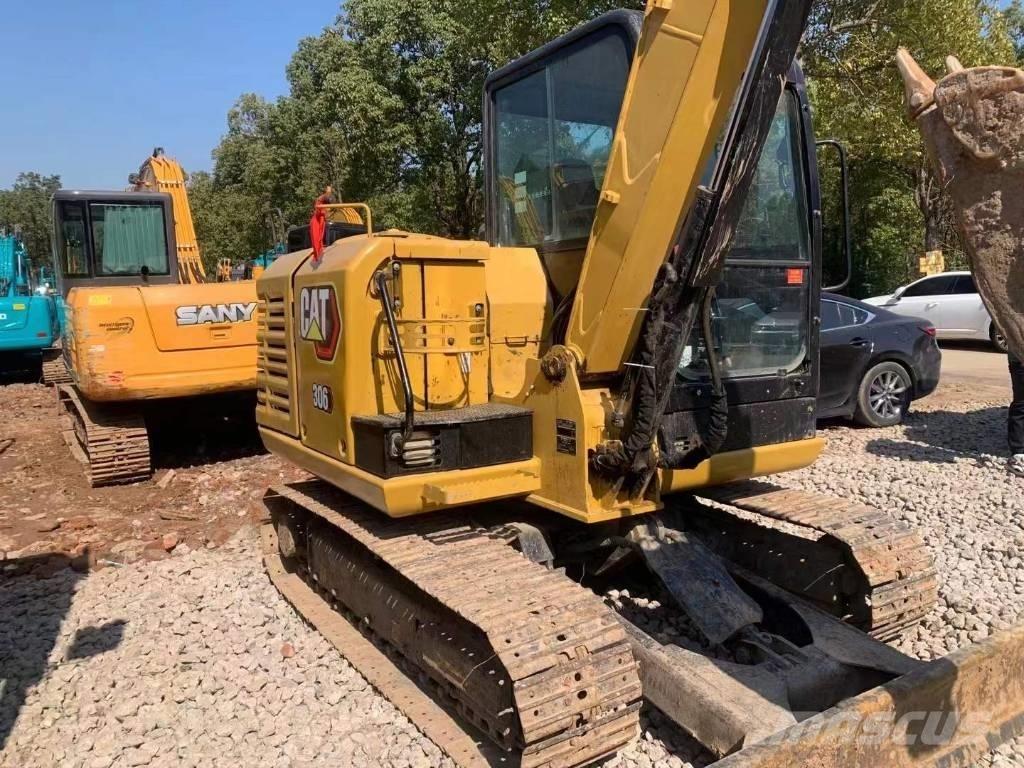 CAT 306 Εκσκαφείς με ερπύστριες