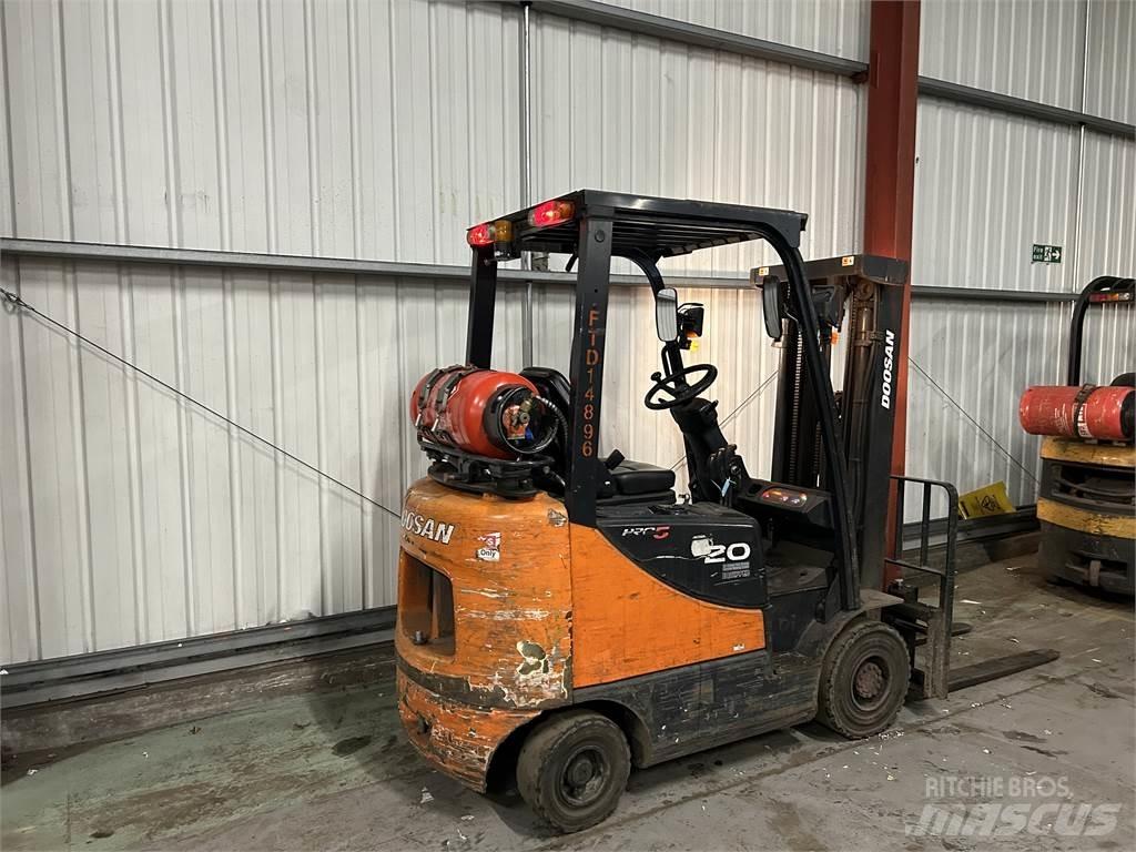 Doosan G20SC-5 Περονοφόρα ανυψωτικά κλαρκ με φυσικό αέριο LPG