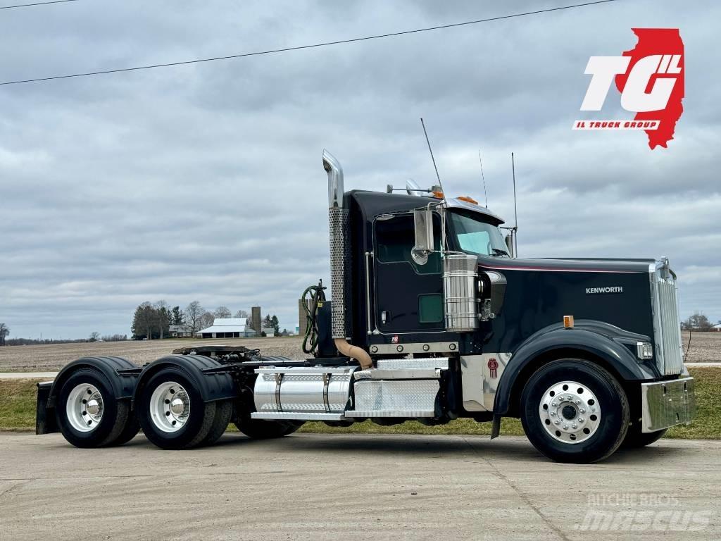 Kenworth W900 Τράκτορες