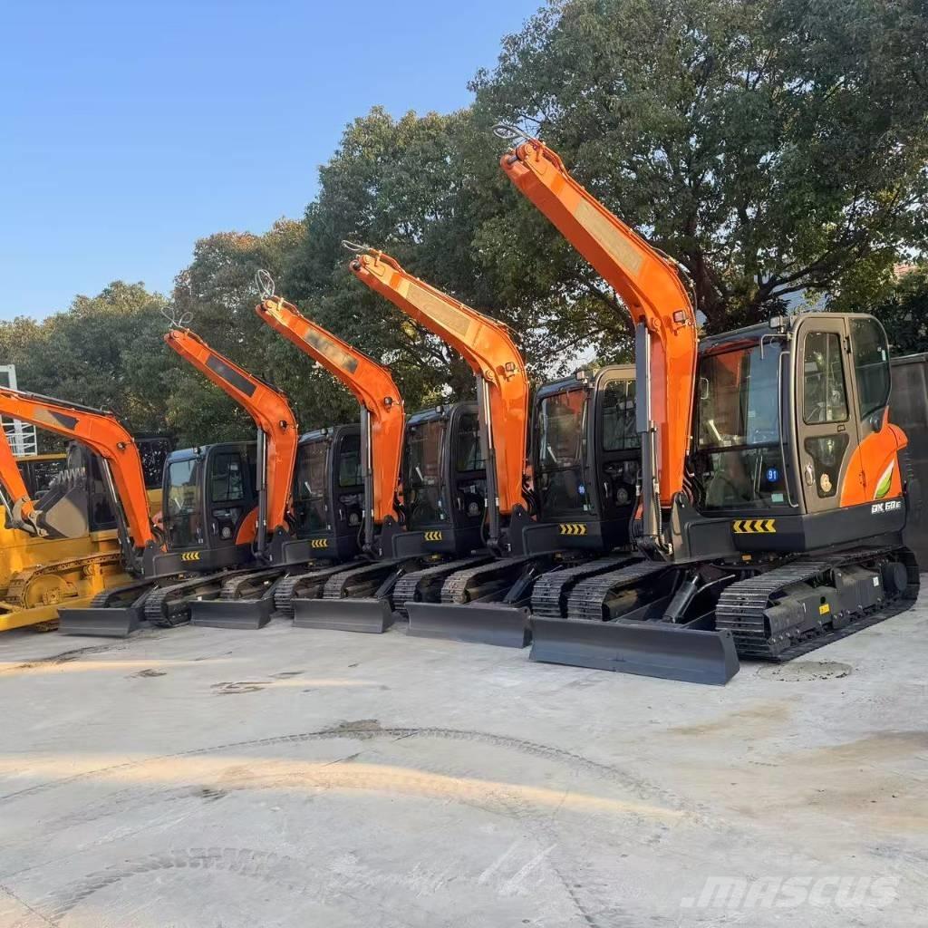 Doosan DX 60 Εκσκαφείς με ερπύστριες