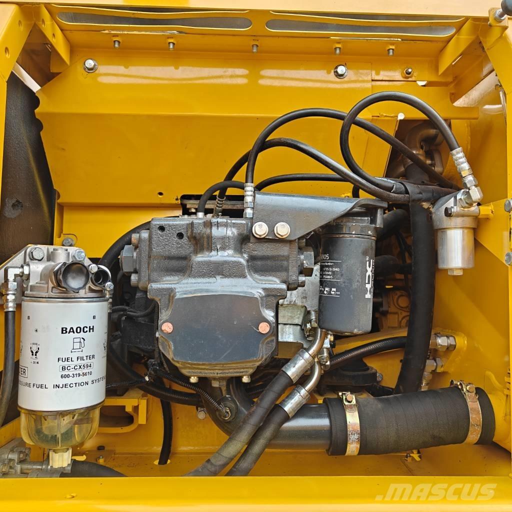 Komatsu 220-8 Εκσκαφείς με ερπύστριες