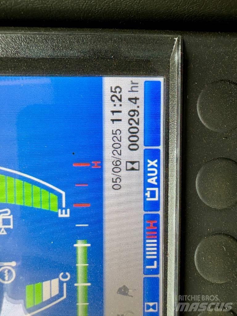 Takeuchi TB 257 FR Εκσκαφάκι (διαβολάκι) < 7t