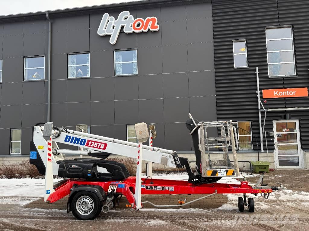 Dino 135 TB Εναέριες πλατφόρμες τοποθετημένες σε ρυμούλκα