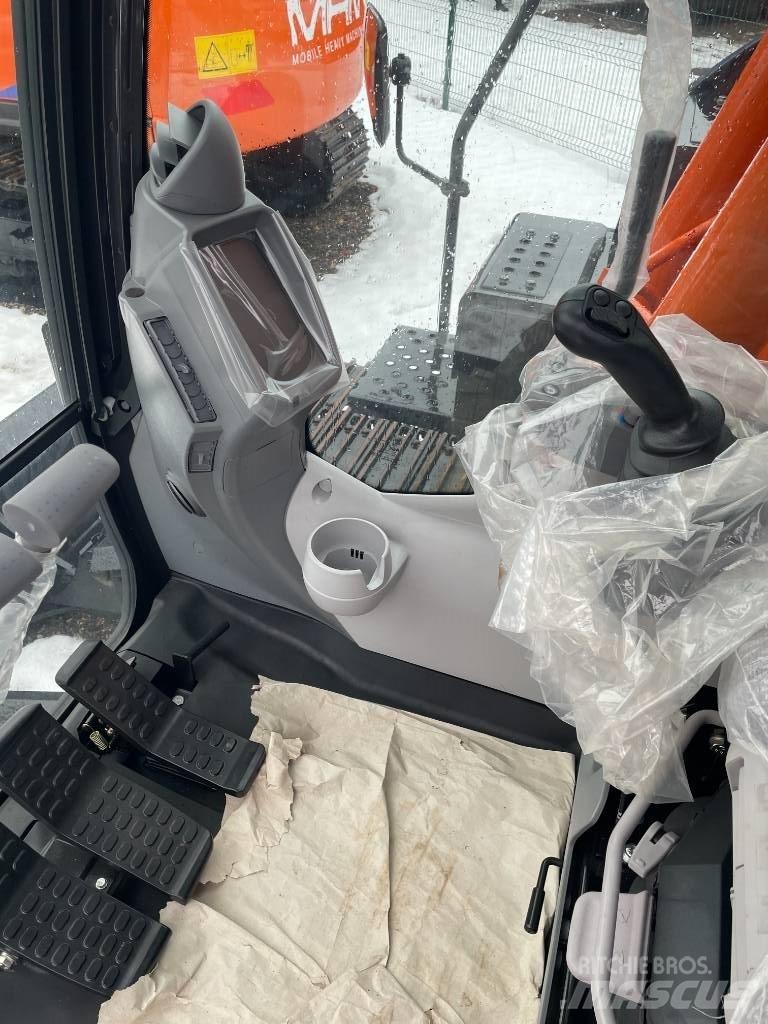 Hitachi ZX 130-6 Εκσκαφείς με ερπύστριες