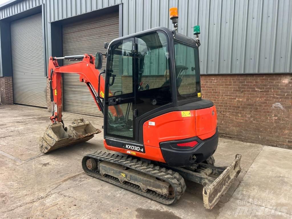 Kubota KX 030-4 Εκσκαφάκι (διαβολάκι) < 7t