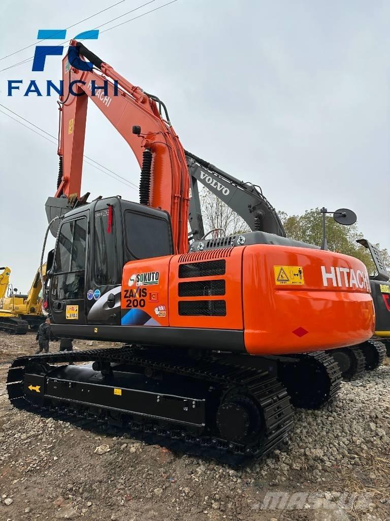 Hitachi zx200 Εκσκαφείς με ερπύστριες