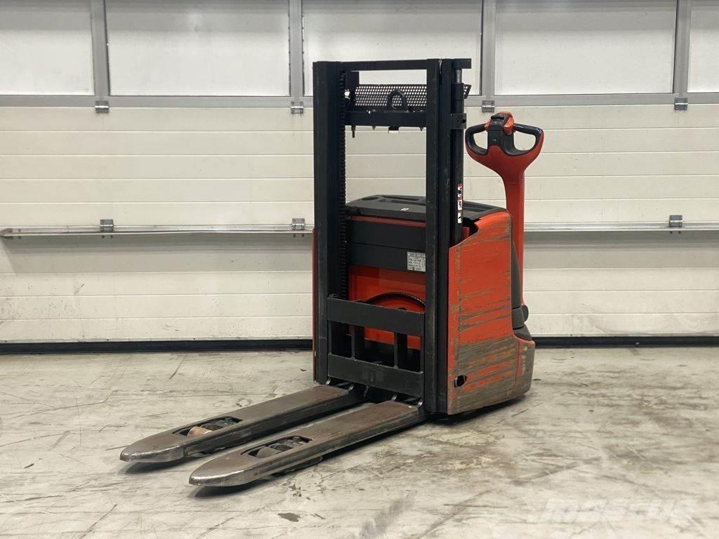 Linde L12 I Παλετοφόρα πεζού χειριστή με ιστό
