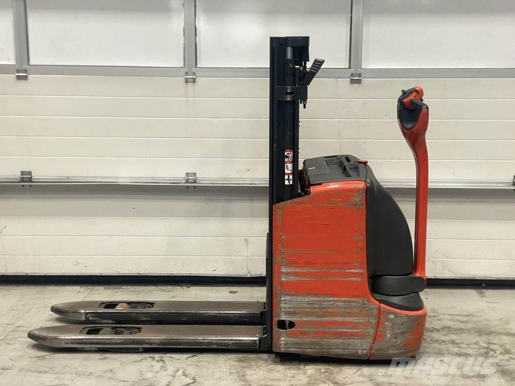 Linde L12 I Παλετοφόρα πεζού χειριστή με ιστό