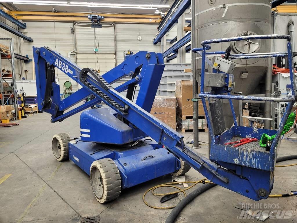 UpRight AB38 Ανυψωτήρες με αρθρωτό βραχίονα